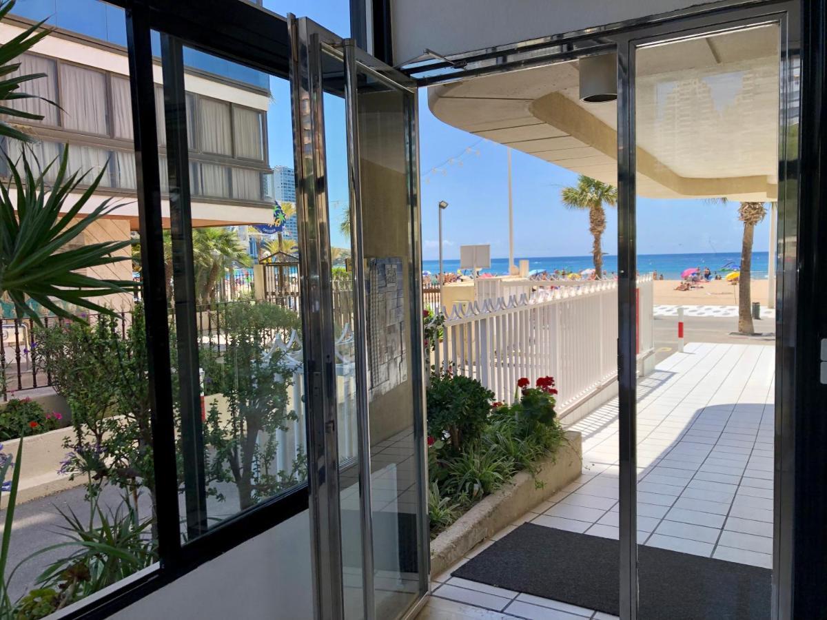 Apartamento Torre Levante, Primera Linea De Playa Benidorm Exterior foto